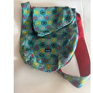 KAVU Floral Canvas Crossbody Bag Messenger Vibrant Purse Boho